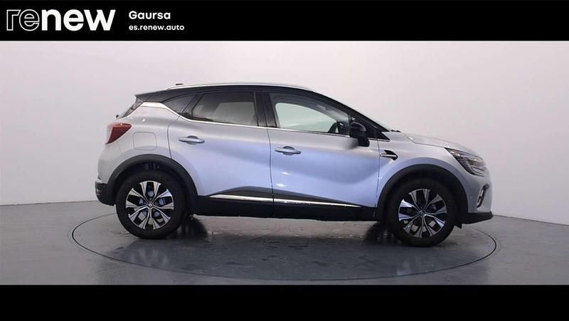Usado Renault Captur Techno 90 CV (66 kW) 2024 Gris SUV