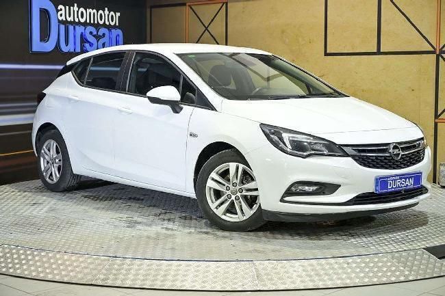 Usado Opel Astra Business 110 CV (80 kW) 2019