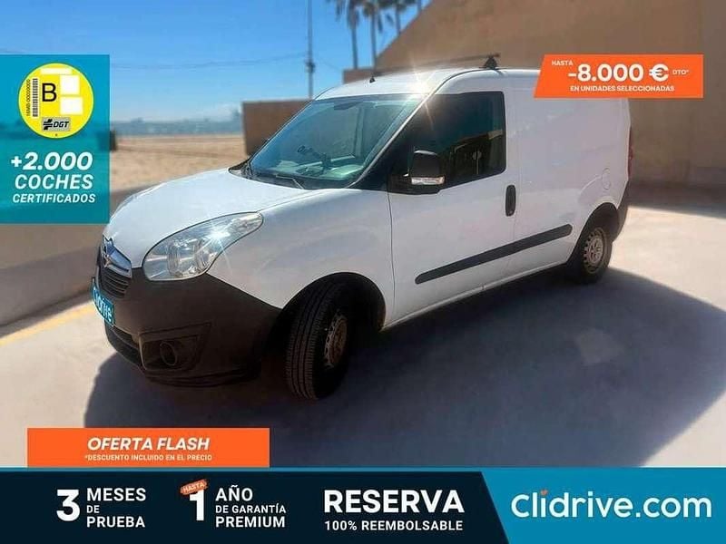 Blanco Usado 2015 Opel Combo Monovolumen | 5490 € (Precio justo) - Imagen 1/3