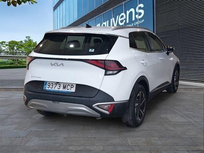 Usado Kia Sportage 136 CV (100 kW) 2022 Blanco SUV
