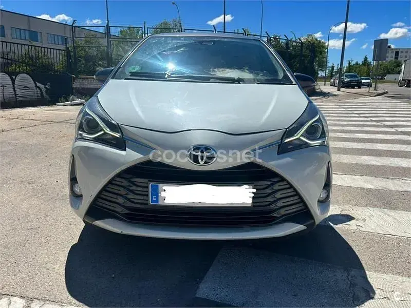 Usado Toyota Yaris 111 CV (81 kW) 2019 Blanco Berlina