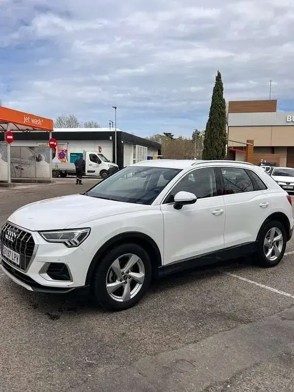 Usado Audi Q3 Advanced 150 CV (110 kW) 2021 Blanco SUV
