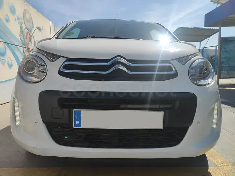 Usado Citroën C1 Feel 82 CV (60 kW) 2014 Blanco Utilitario