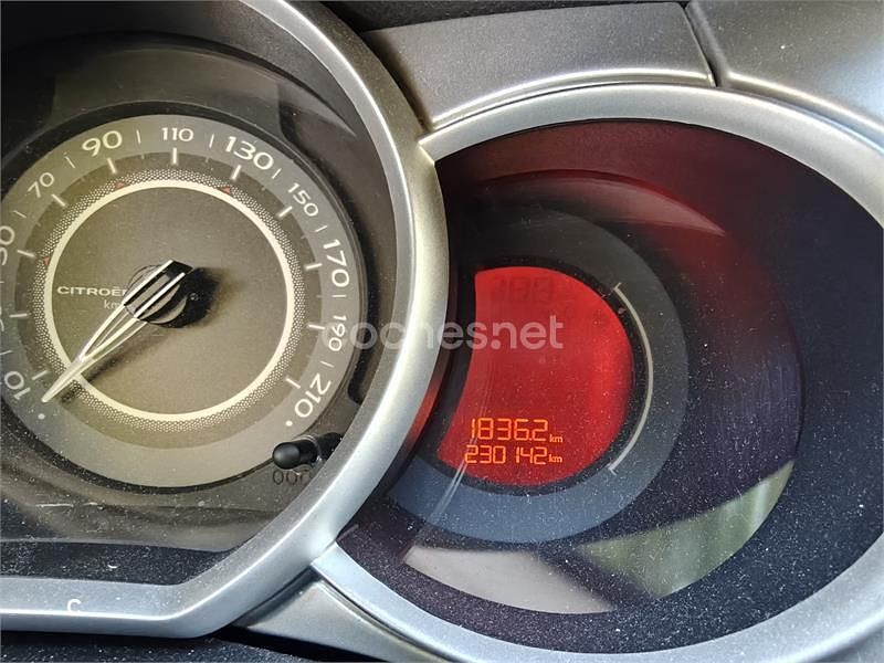 Negro Usado 2011 Citroën C3 SELECTION Utilitario | 3500 € (Precio justo) - Imagen 1/4