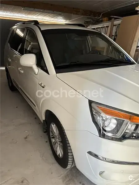 Usado SsangYong Rodius Limited 178 CV (130 kW) 2018 Blanco Monovolumen