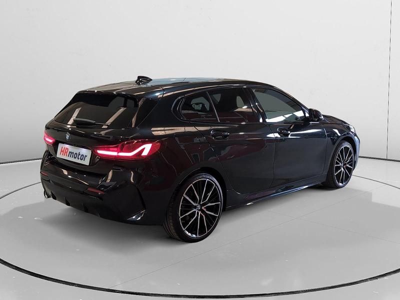 Usado BMW 118 M Sport 136 CV (100 kW) 2024 Negro Utilitario