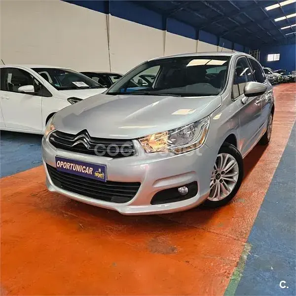 Usado Citroën C4 130 CV (95 kW) 2014 Gris / plata Berlina