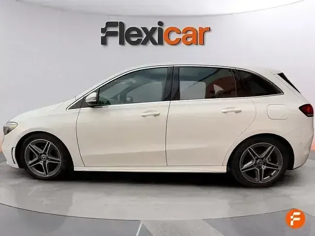 Usado Mercedes B200 150 CV (110 kW) 2020 Blanco Monovolumen