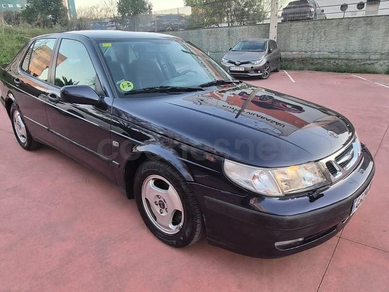 Usado Saab 9-5 150 CV (110 kW) 2001 Negro Berlina