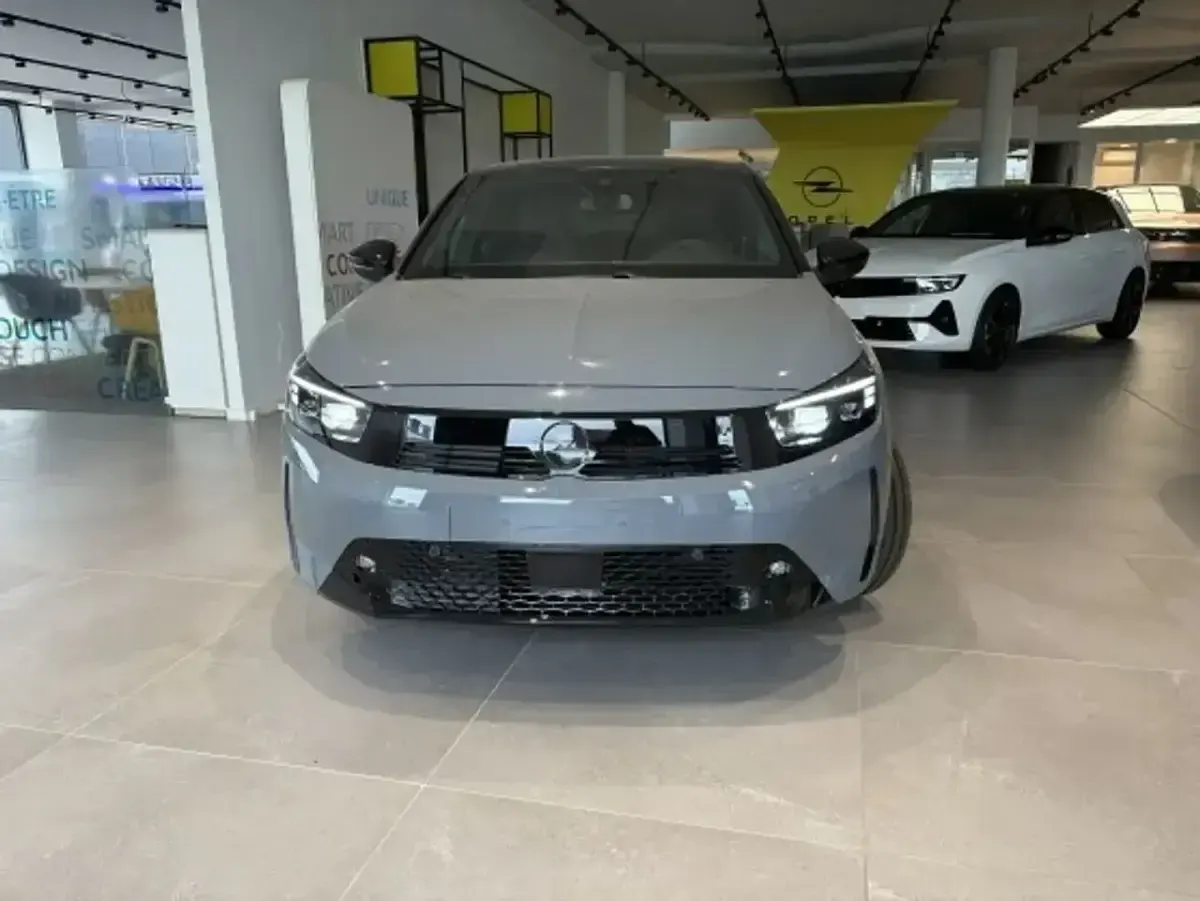 Nuevo Opel Corsa-e 114 kW (156 CV) 2025 Gris Utilitario