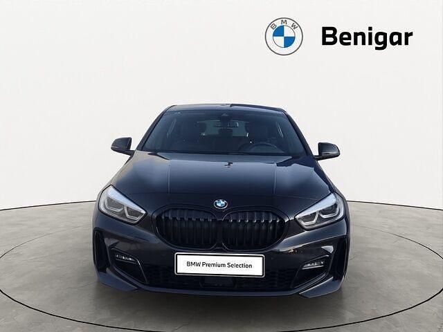 Usado BMW 118 Comfort Edition 150 CV (110 kW) 2024 Negro Utilitario