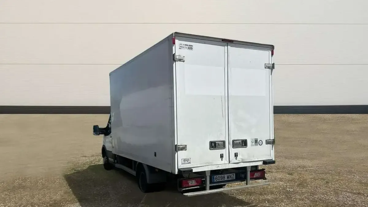 Käytetty Ford Transit Trend 167 HP (122 kW) 2024 Valkoinen Van