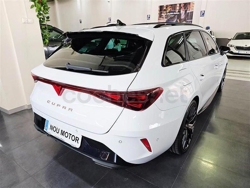 Nuevo Cupra Leon 150 CV (110 kW) 2025 Blanco Familiar