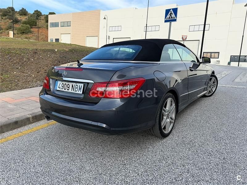 Usado Mercedes E200 184 CV (135 kW) 2013 Gris / plata Coupe