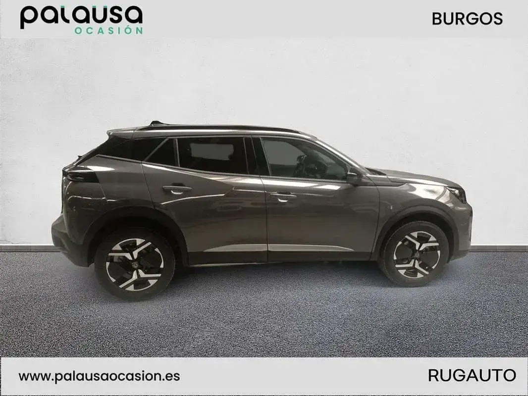 Usado Peugeot e-2008 Allure 114 kW (156 CV) 2025 Burdeos SUV