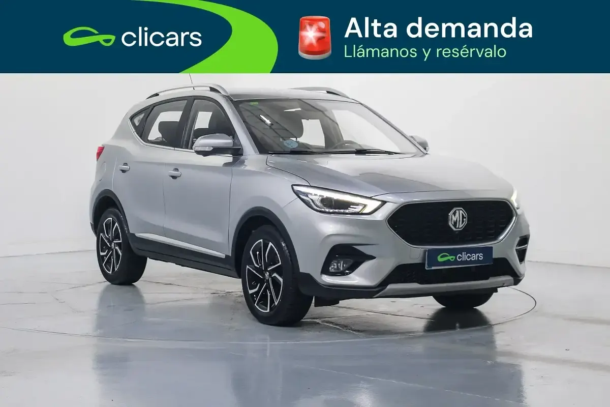Usado MG ZS Luxury 106 CV (77 kW) 2022 Gris SUV