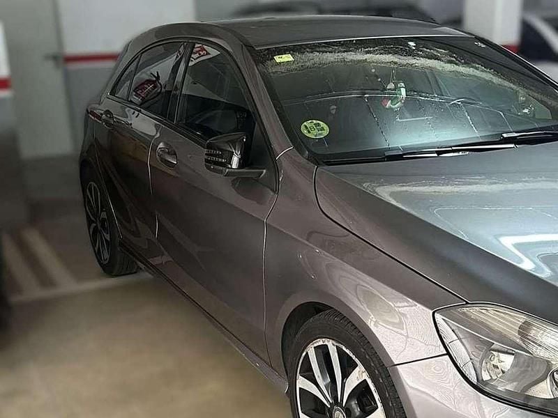 Usado Mercedes A220 Style 109 CV (80 kW) 2012 Gris Berlina