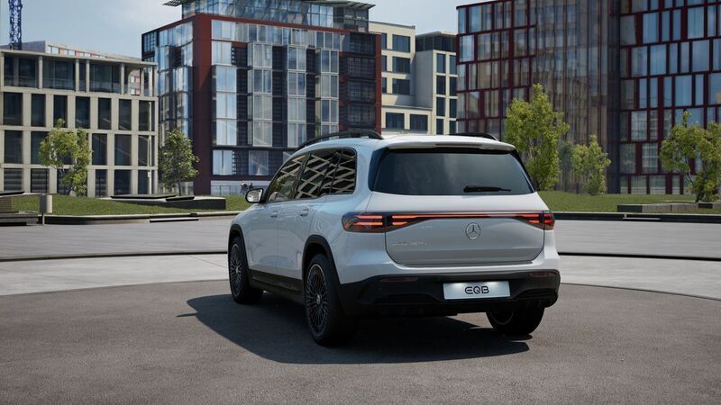 Usado Mercedes EQB250+ 139 kW (190 CV) 2025 Blanco SUV