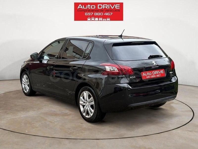 Usado Peugeot 308 SW Active 130 CV (95 kW) 2017 Negro Familiar