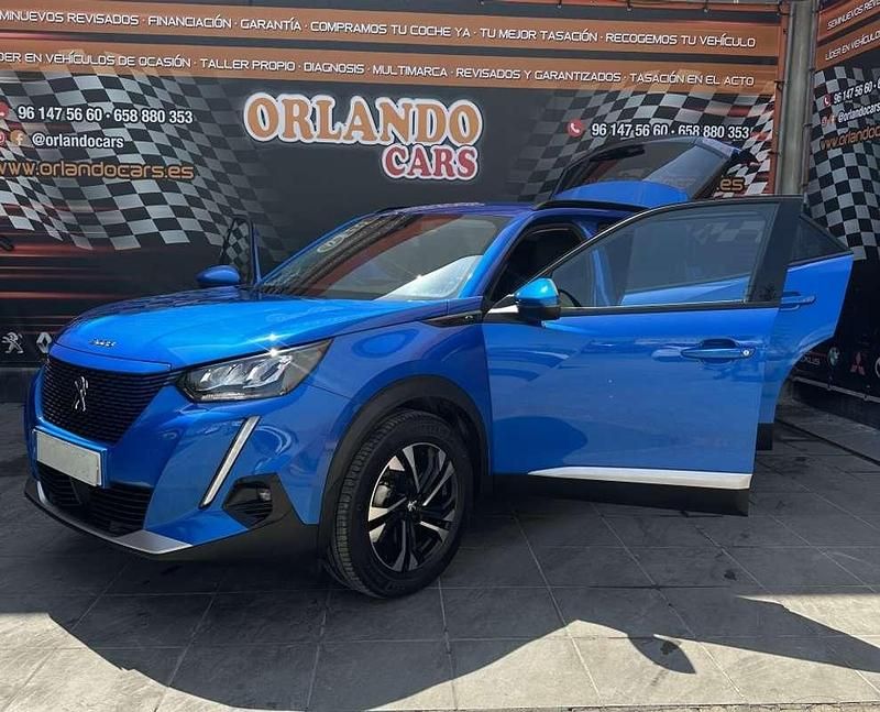 Azul Usado 2021 Peugeot e-2008 Allure SUV | 19.600 € (Precio justo) - Imagen 1/4