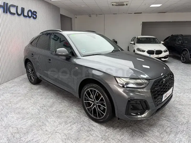 Usado Audi Q5 Sportback Black Edition 204 CV (150 kW) 2022 Gris / plata SUV