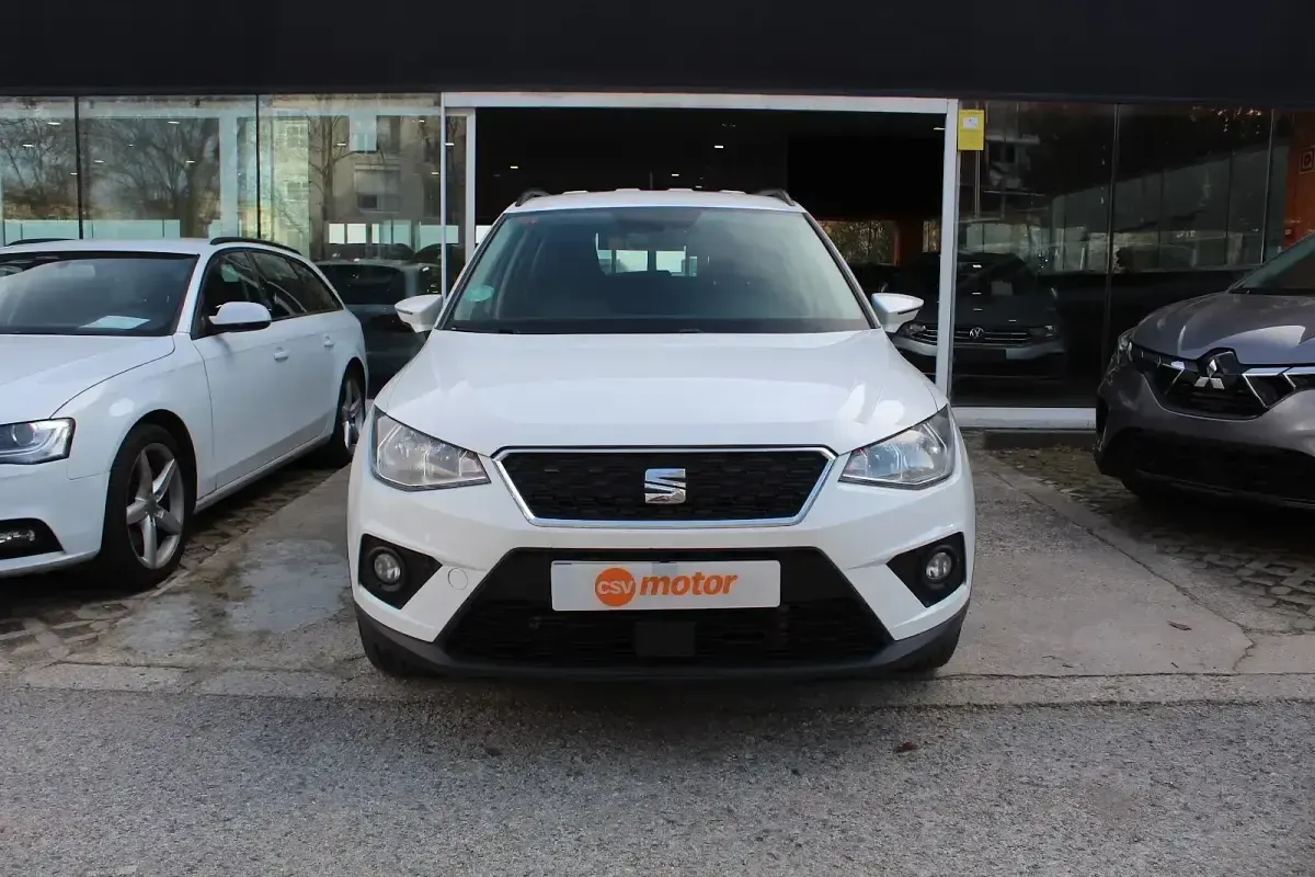 Usado Seat Arona Style 115 CV (84 kW) 2020 Blanco SUV