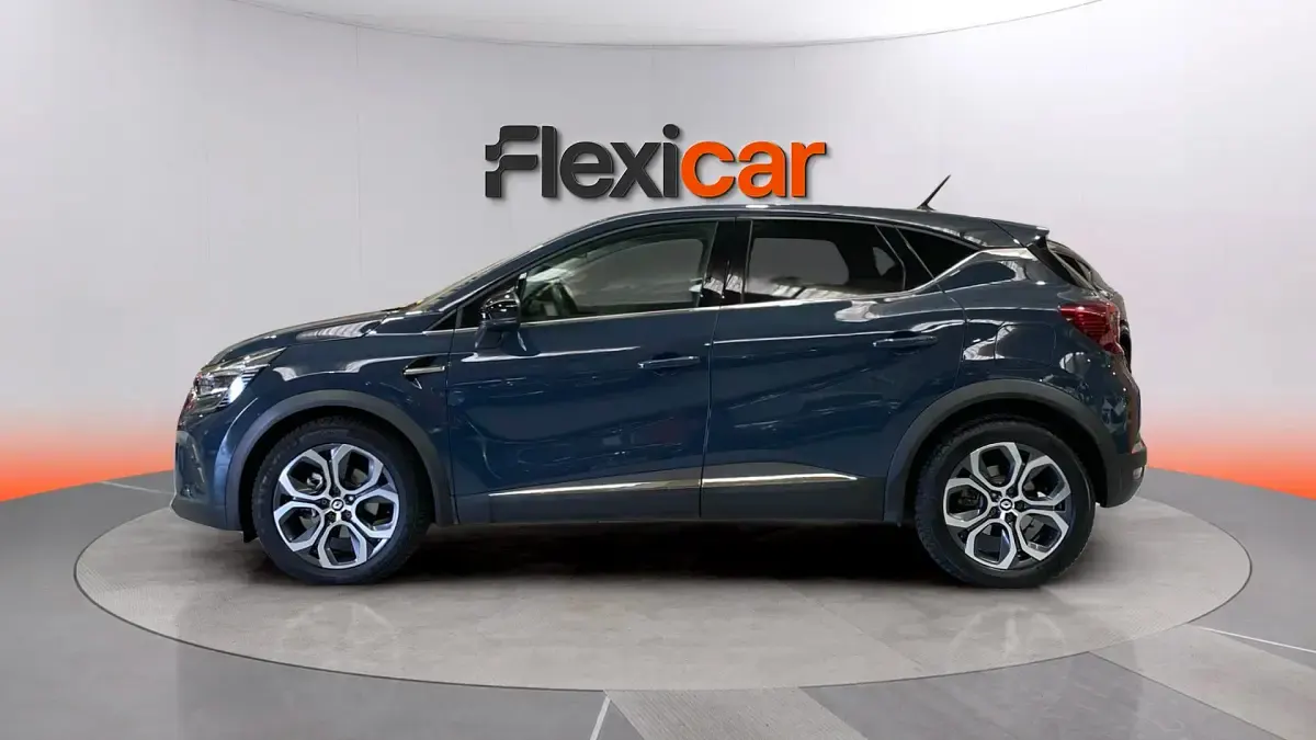 Usado Renault Captur Zen 160 CV (117 kW) 2021 Gris SUV