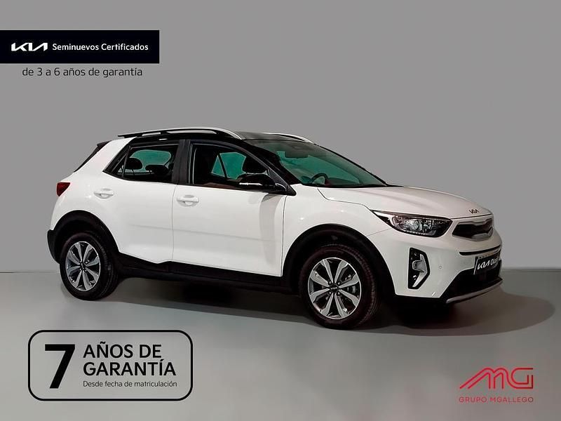 Blanco Usado 2024 Kia Stonic SUV | 21.700 € (Caro) - Imagen 1/4
