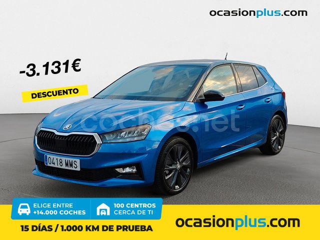 Azul Usado 2024 Skoda Fabia Sport Berlina | 22.450 € (Precio justo) - Imagen 1/4