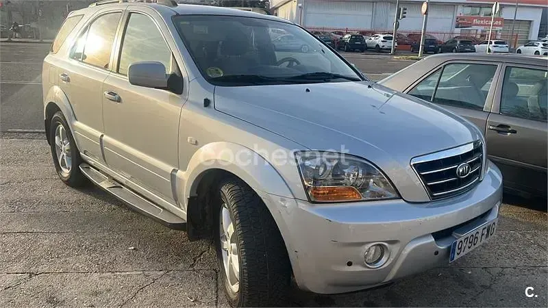 Usado Kia Sorento 170 CV (125 kW) 2007 Gris / plata SUV