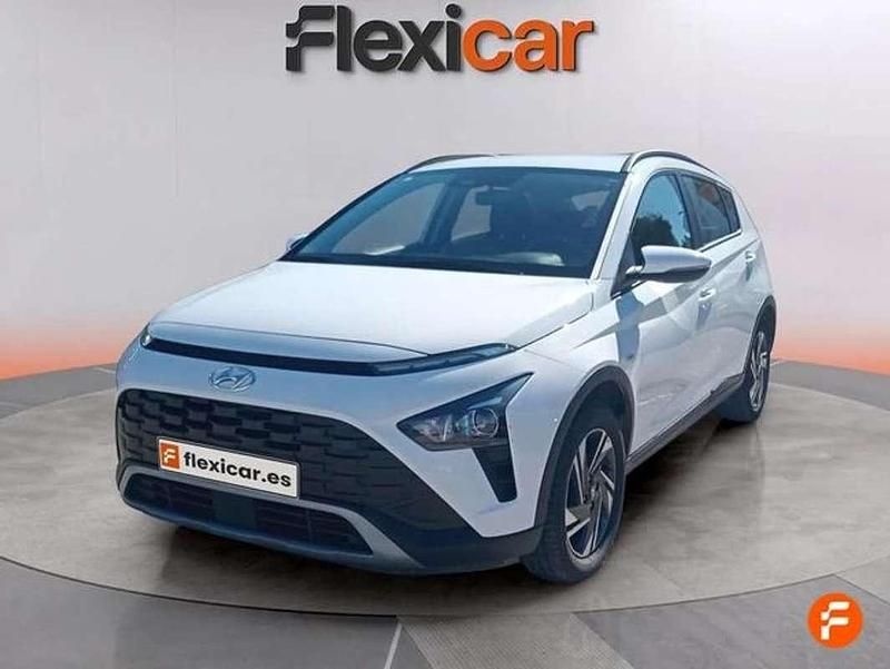 Usado Hyundai Bayon 101 CV (74 kW) 2023 Blanco SUV