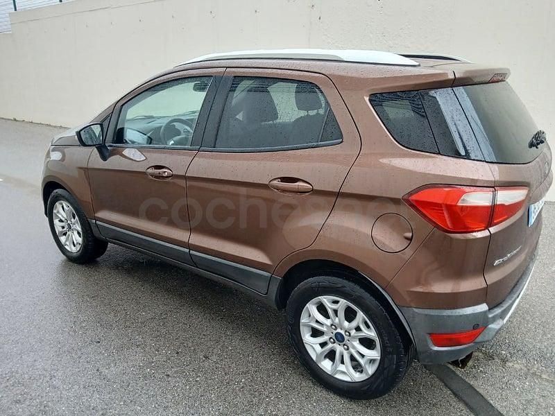 Usado Ford Ecosport Trend 95 CV (69 kW) 2016 Marrón SUV