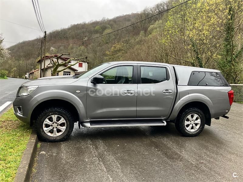 Usado Nissan Navara N-Guard 190 CV (139 kW) 2019 Gris / plata Pickup/Camioneta