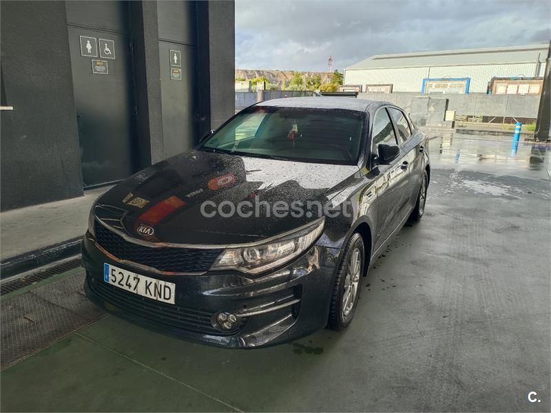 Negro Usado 2018 Kia Optima GT-Line Berlina | 8000 € (Buen precio) - Imagen 1/4