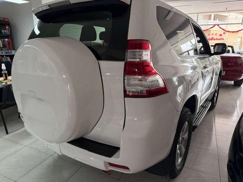 Usado Toyota Land Cruiser 190 CV (139 kW) 2015 Blanco SUV