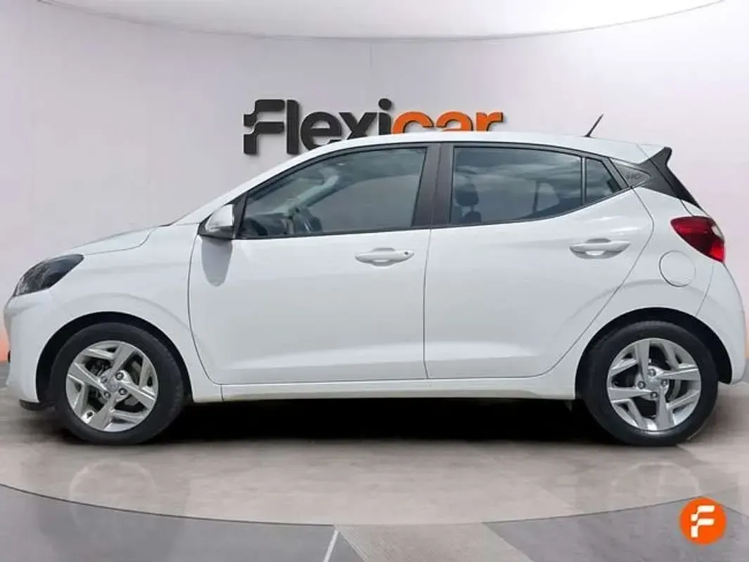 Usado Hyundai i10 84 CV (61 kW) 2022 Blanco Utilitario