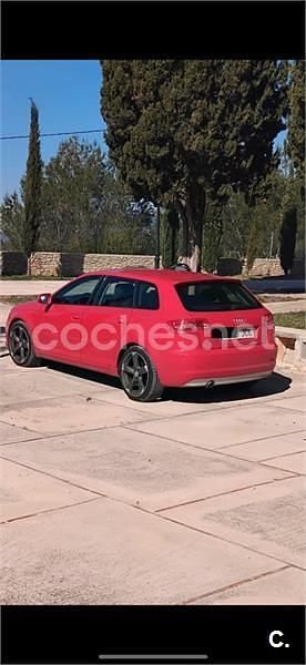 Usado Audi A3 Ambition 140 CV (102 kW) 2012 Rojo Utilitario