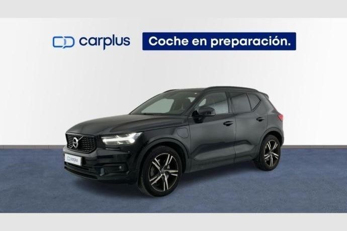 Usado 2020 Volvo XC40 Momentum SUV | 27.990 € (Precio justo) - Imagen 1/3