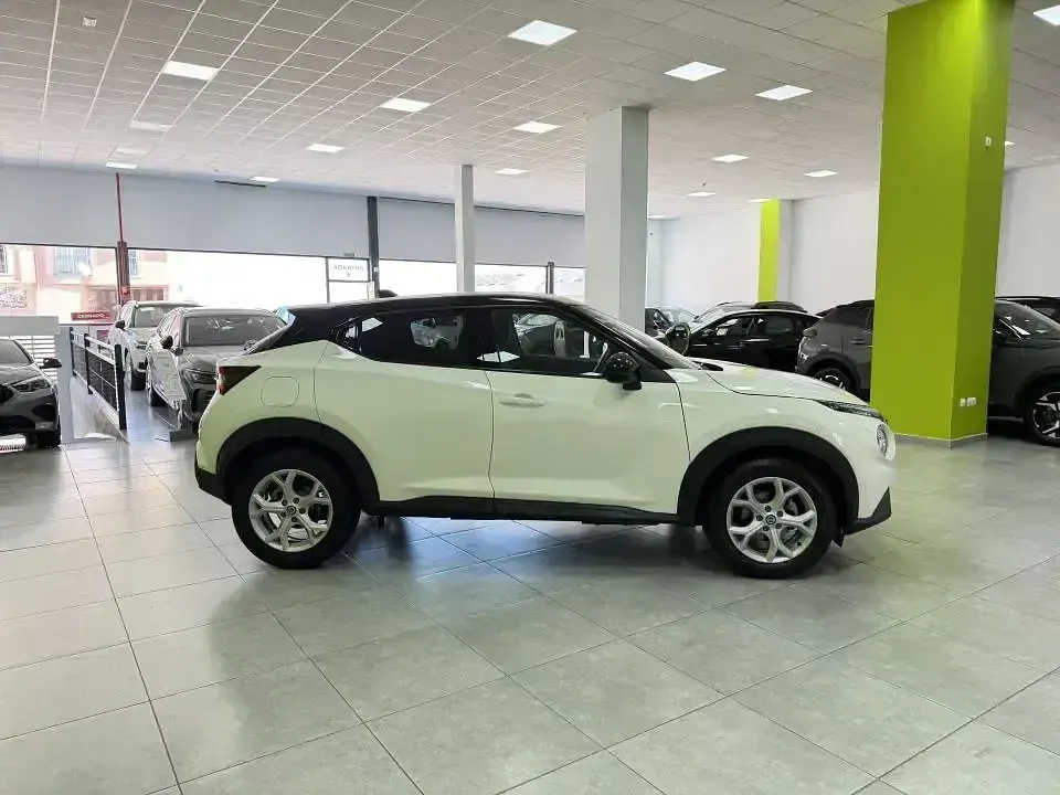 Usado Nissan Juke N-Connecta 114 CV (83 kW) 2022 Blanco SUV