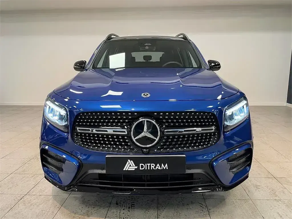 Nuevo Mercedes GLB200 150 CV (110 kW) 2026 Azul SUV
