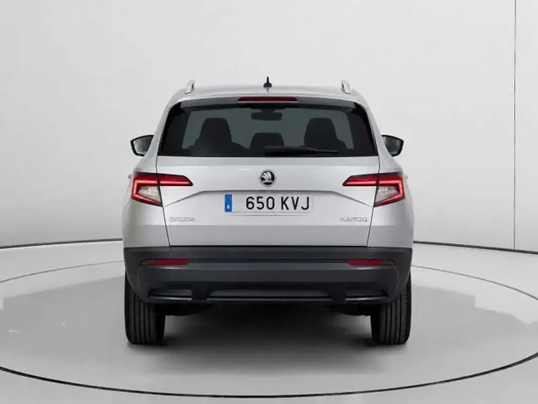Usado Skoda Karoq 116 CV (85 kW) 2019 Gris SUV