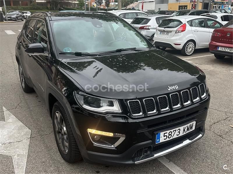 Usado Jeep Compass Limited 120 CV (88 kW) 2018 Negro SUV