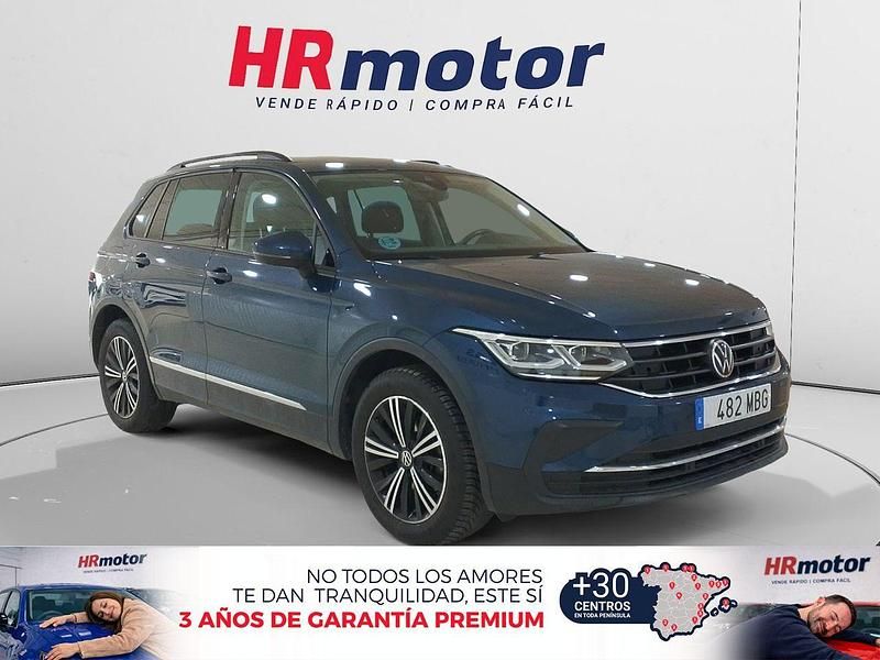 Usado VW Tiguan Life 150 CV (110 kW) 2022 Azul SUV