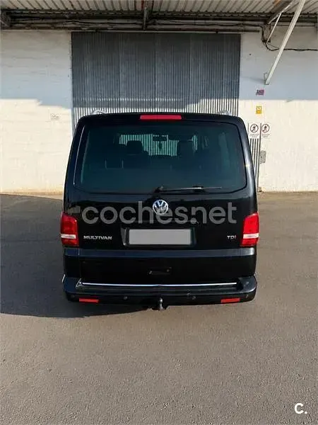 Usado VW Multivan Highline 180 CV (132 kW) 2011 Negro Monovolumen