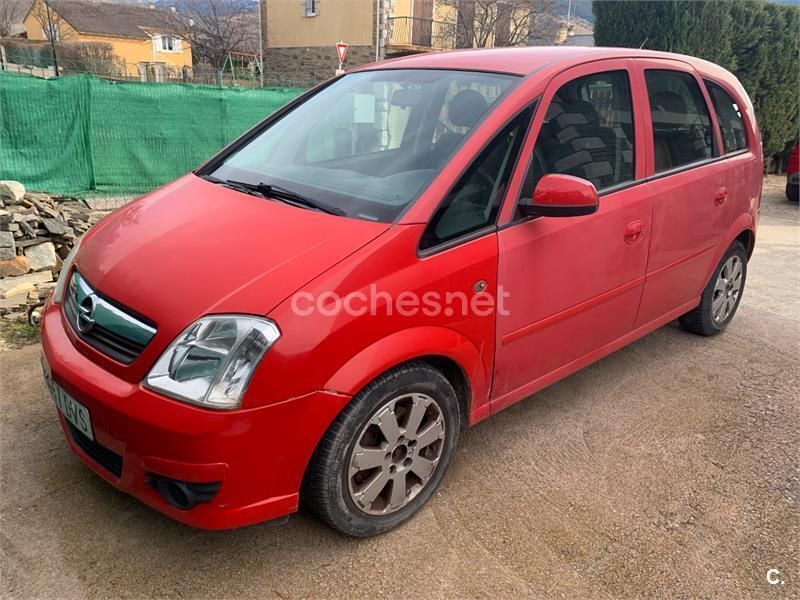Rojo Usado 2006 Opel Meriva Enjoy Monovolumen | 1400 € (Buen precio) - Imagen 1/4