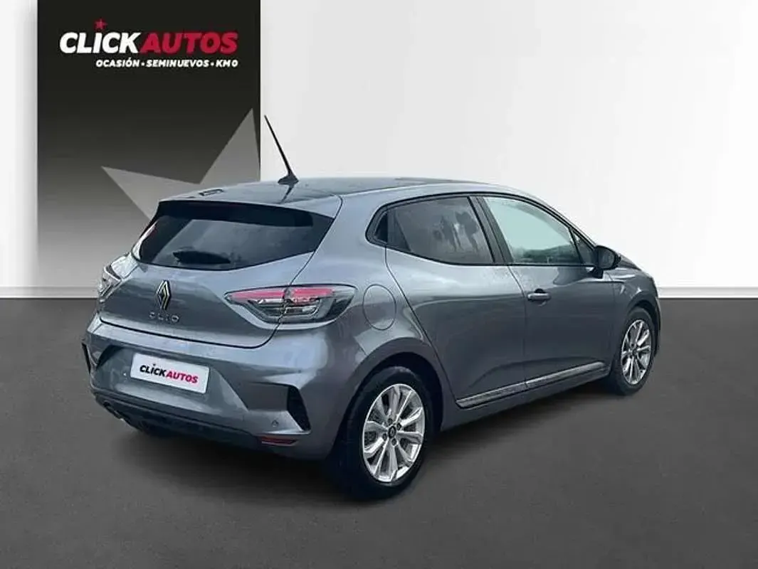 Usado Renault Clio V Evolution 91 CV (66 kW) 2024 Gris Utilitario