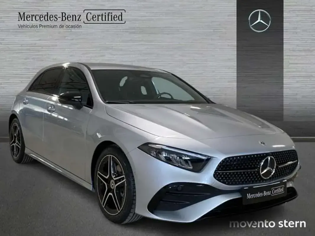 Nuevo Mercedes A200 Advanced 150 CV (110 kW) 2025 Plateado Utilitario