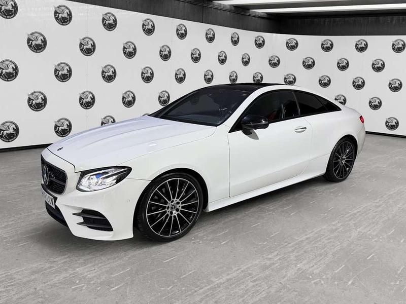Usado Mercedes E220 194 CV (142 kW) 2019 Blanco Coupe