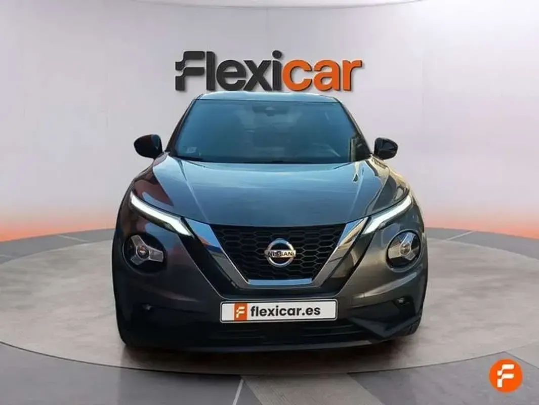 Usado Nissan Juke N-Connecta 114 CV (83 kW) 2022 Gris SUV