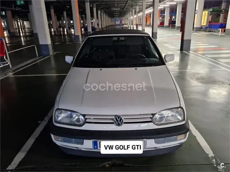 Usado VW Golf Cabriolet 115 CV (84 kW) 1994 Blanco Descapotable